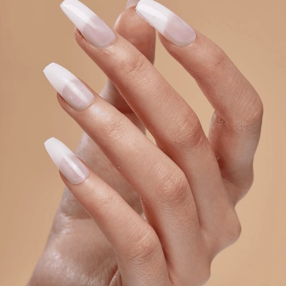 KISS Salon Acrylic French Nude Nails - Picture 3 of 5